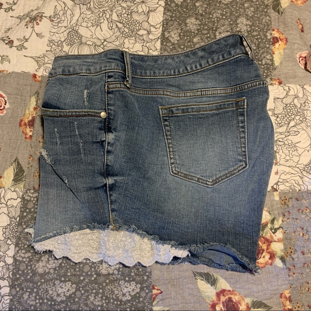 Torrid Lace Inset Short-Shorts